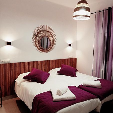 Violeta Suite Madrid Exterior photo