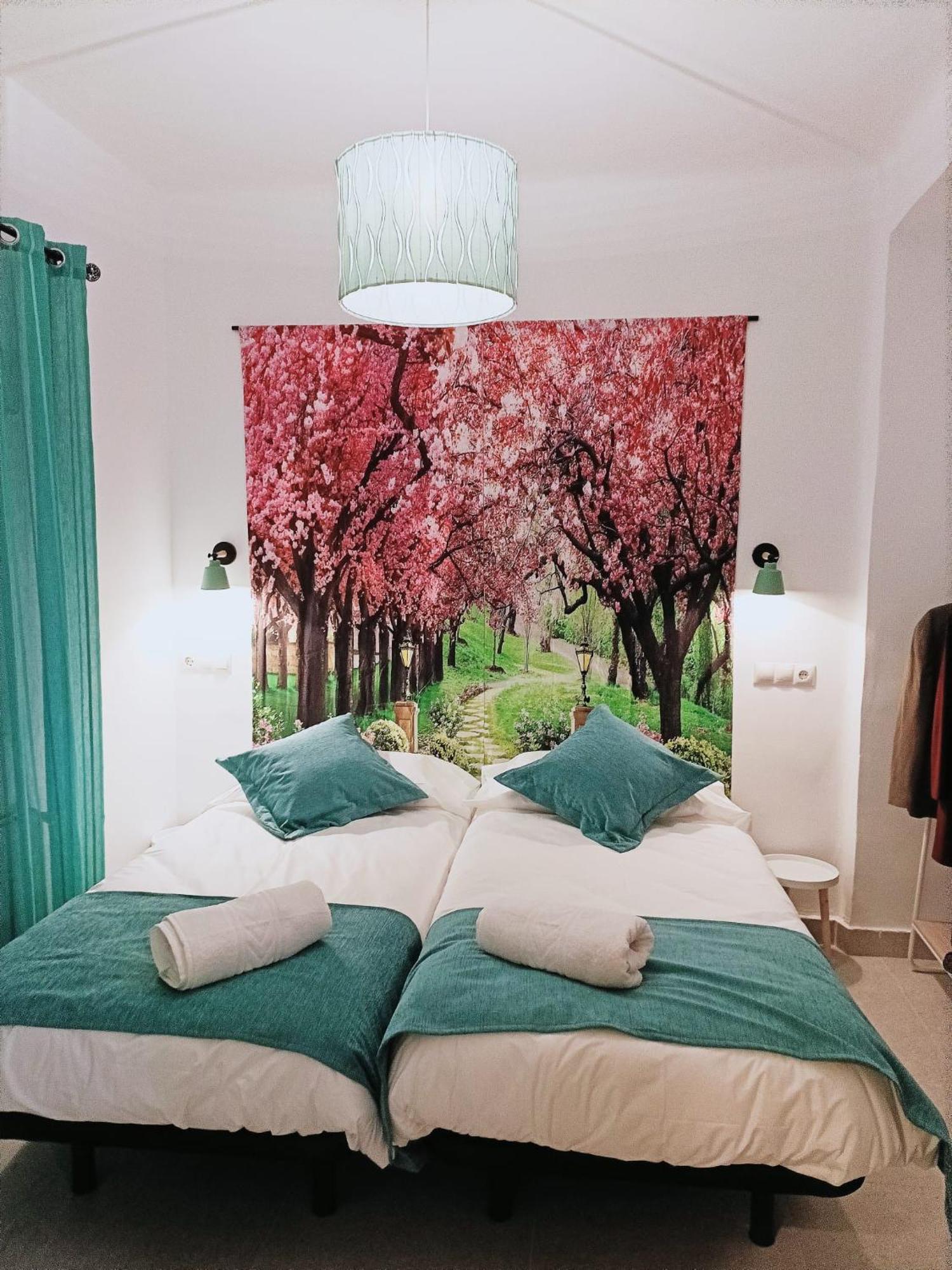 Violeta Suite Madrid Exterior photo